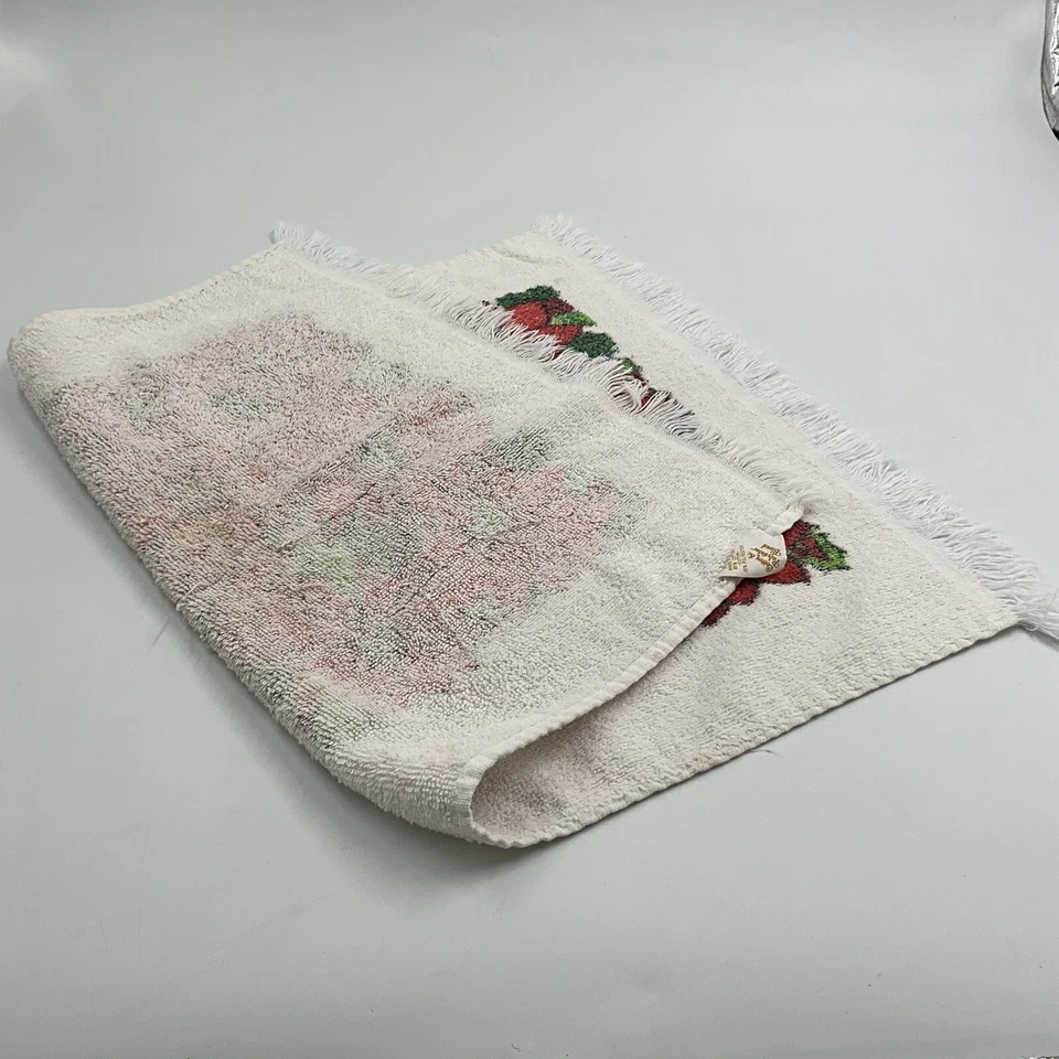 Винтажное полотенце для рук Poinsettia — сделано в США — хлопчатобумажная кухонная сушилка для ручных блюд - Изображение 3 из 4