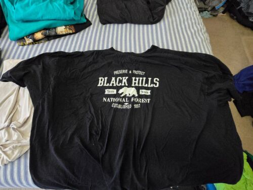South Dakota Black Hills T-Shirt / Black / 4xl