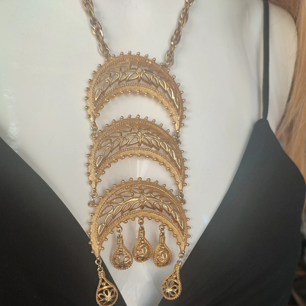 Vintage Vendome necklace gold tone . eBay