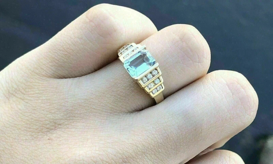 2.35 Ct Emerald Cut Aquamarine Solitaire Engagement Ring 14K Yellow Gold - Image 3 of 4
