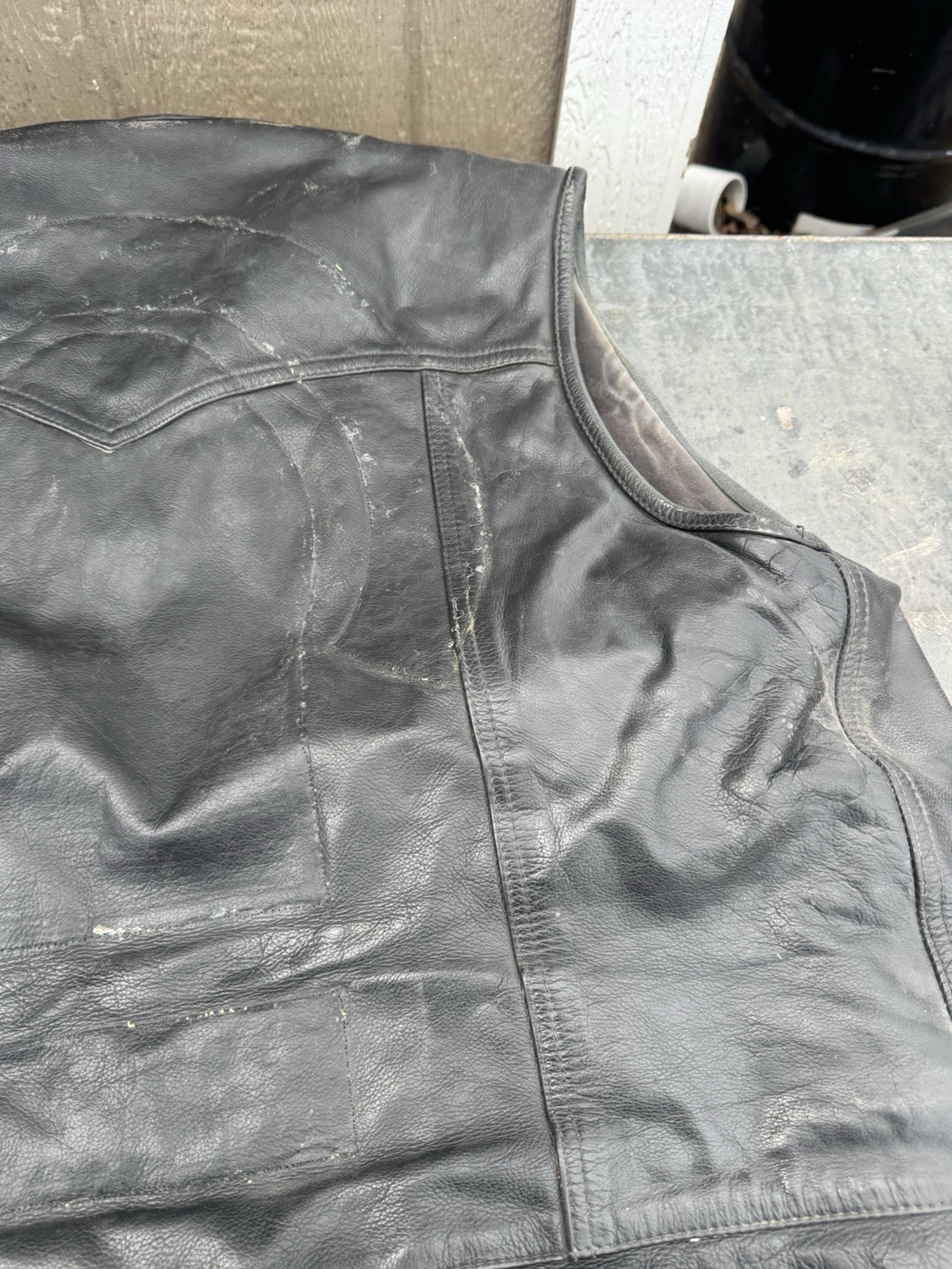 First Classics Black Outer Shell Classic Gear Lea… - image 12