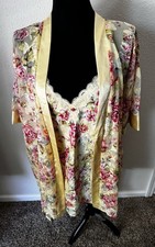 LA Intimates L 2 Piece Robe Gown Set Butter Floral Satin Coquette Lace Romantic