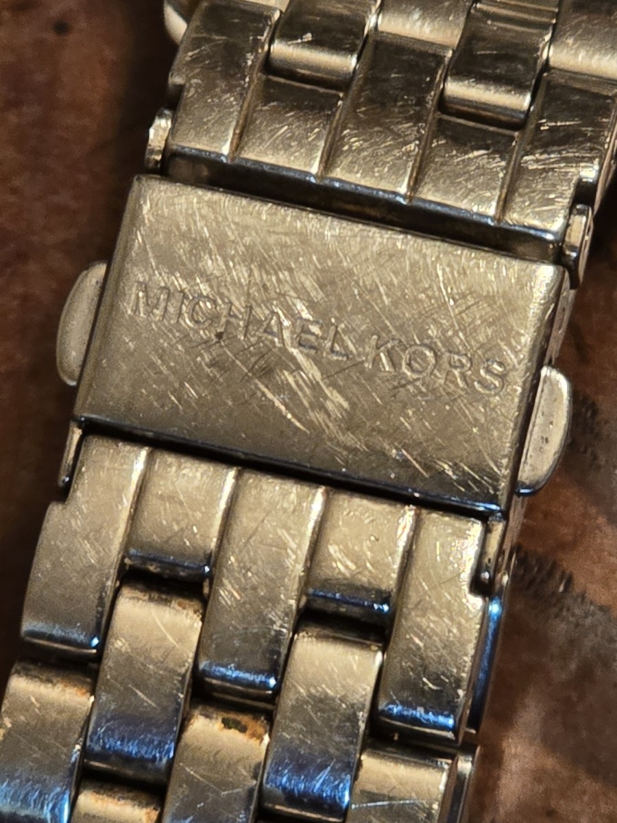 Michael Kors Silver Tone Rhinestone Watch Mk 3118 Running  display picture 1