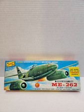 Vintage Lindberg Messerschmitt ME-262 ME262 German Fighter Plastic model Kit