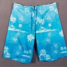 Roundtree and Yorke Swim Shorts Size Large Excellent Condition 