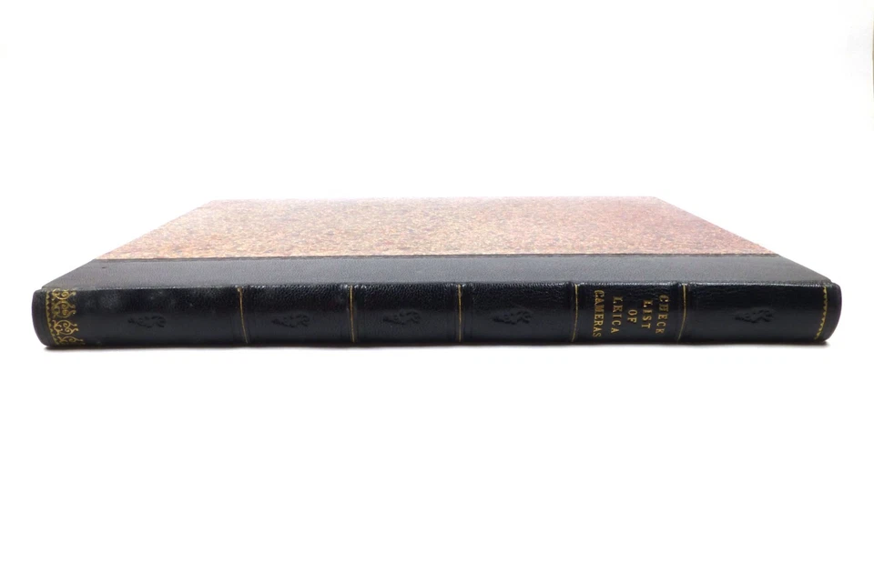 The Collectors Check List of Leica Cameras, Lenses, Accesoris - Image 4 of 4