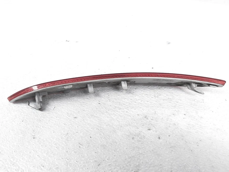 2009-2016 Bmw Z4 Rear Passenger Side Marker Reflector Lamp 63-14-7-191-768 - Image 3 of 4