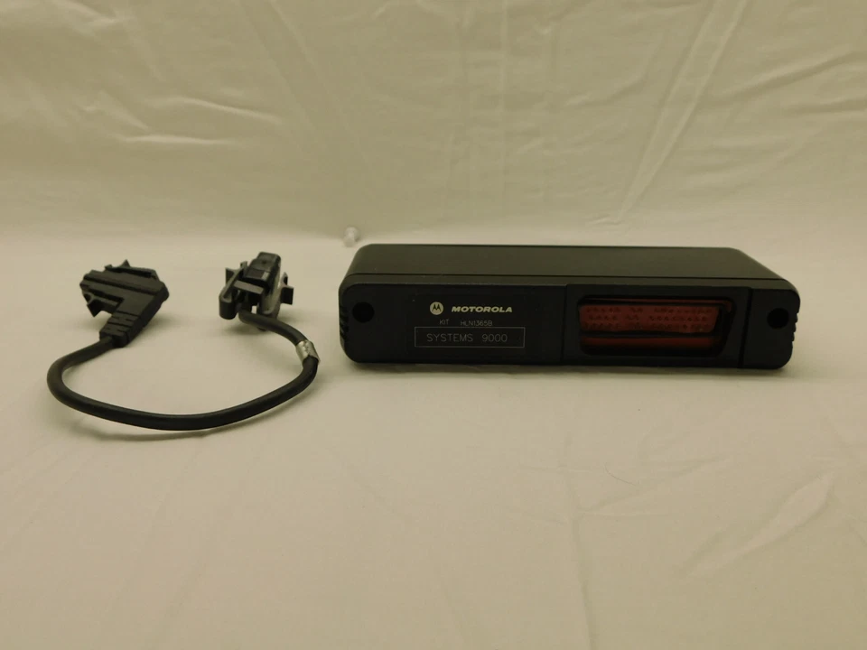 Motorola XTL5000 Astro spectra Mode DEK w/ cable W series control heads VHF UHF - Image 2 of 2