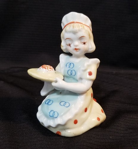 Vintage Ceramic Kneeling Girl Baker Polka Dot Dress Japan 3.25"t - Kinda Creepy - Picture 6 of 11