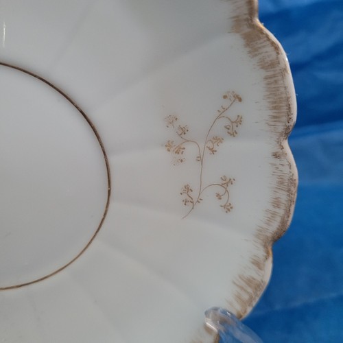 S & M Limoges Elite Gold Cup and Saucer Gilded Flowers Scalloped 1891-1900 - Picture 5 of 15
