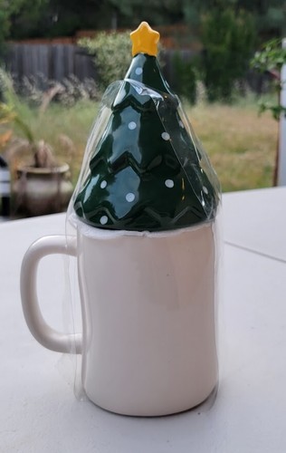 RAE DUNN Lunares Verdes Feliz Navidad Árbol Cerámica Taza y Topper Vacaciones Navidad - Imagen 2 de 6