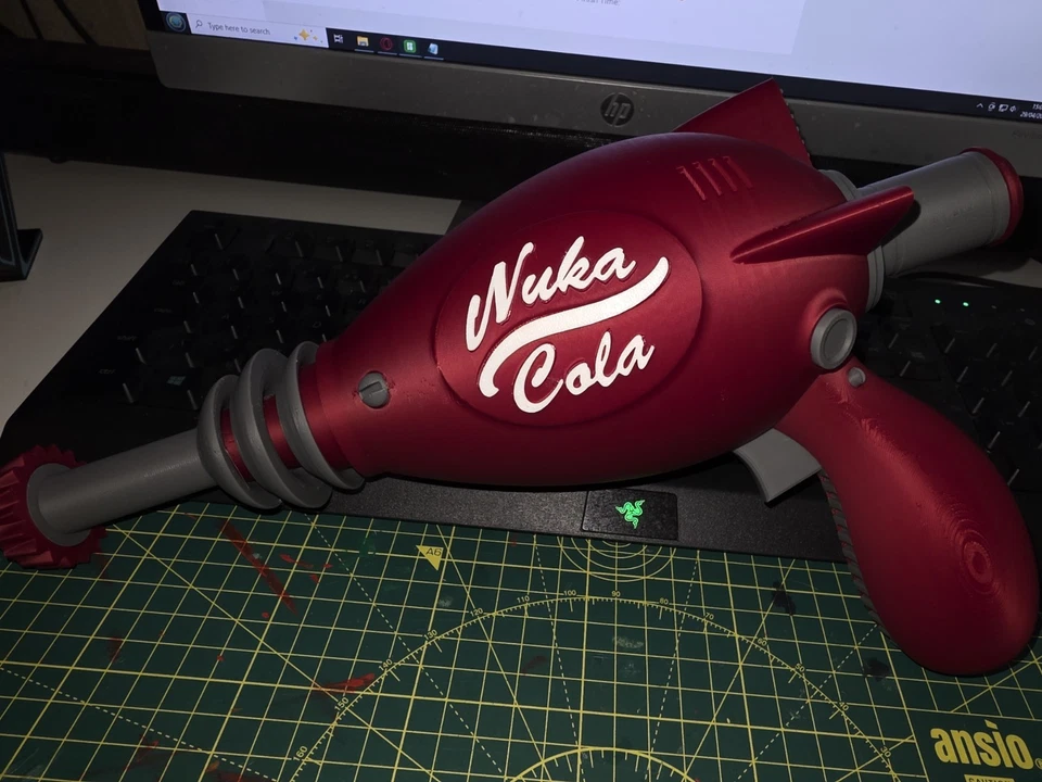Fallout 4 Thirst Zapper Replica - Image 3 of 4