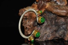 White Copper Inlaid Emerald Gemstone Bracelet