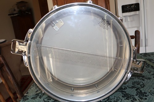 LUDWIG SUPER SENSITIVE SNARE DRUM GOLD KEYSTONE BADGE