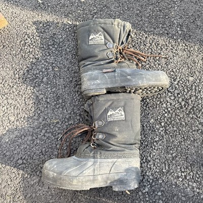 Naturmania Winter Snow Boots Thinsulate Insulation Men s Size 10 (sole 11.5 )