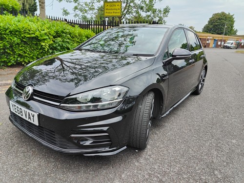 Volkswagen Golf 7.5 R-LINE , 31000 miles , 150Bhp , 6 speed , Euro 6 , 1.5 EVO - Picture 2 of 24