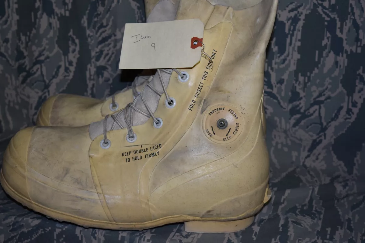 military cold weather mickey mouse boot bata size 11 reg