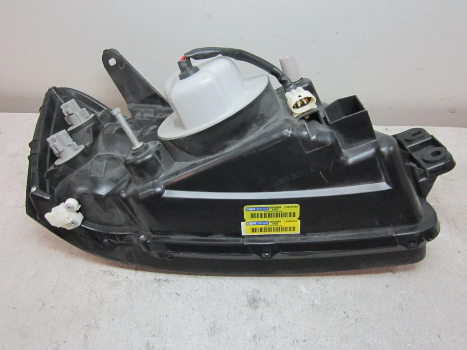 nn704177 Subaru Legacy Outback 2000 2001 2002 2003 2004 LH Headlight Aftermarket - Image 4 of 4