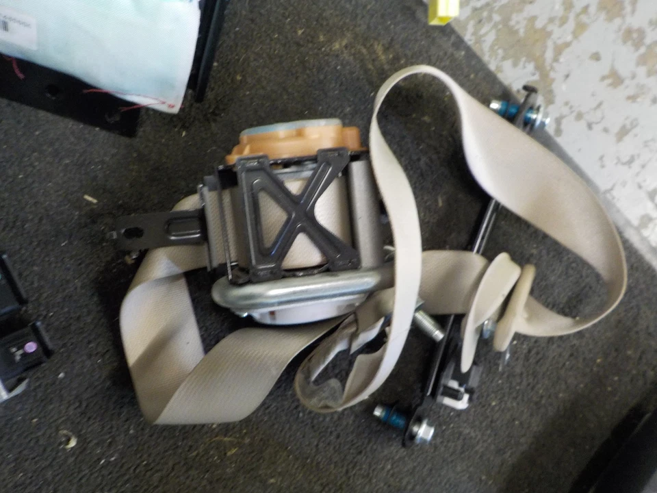 Módulo de correa izquierda/derecha Kia Optima 2010 sensor de impacto lateral de paso de rueda Foto 4 de 4