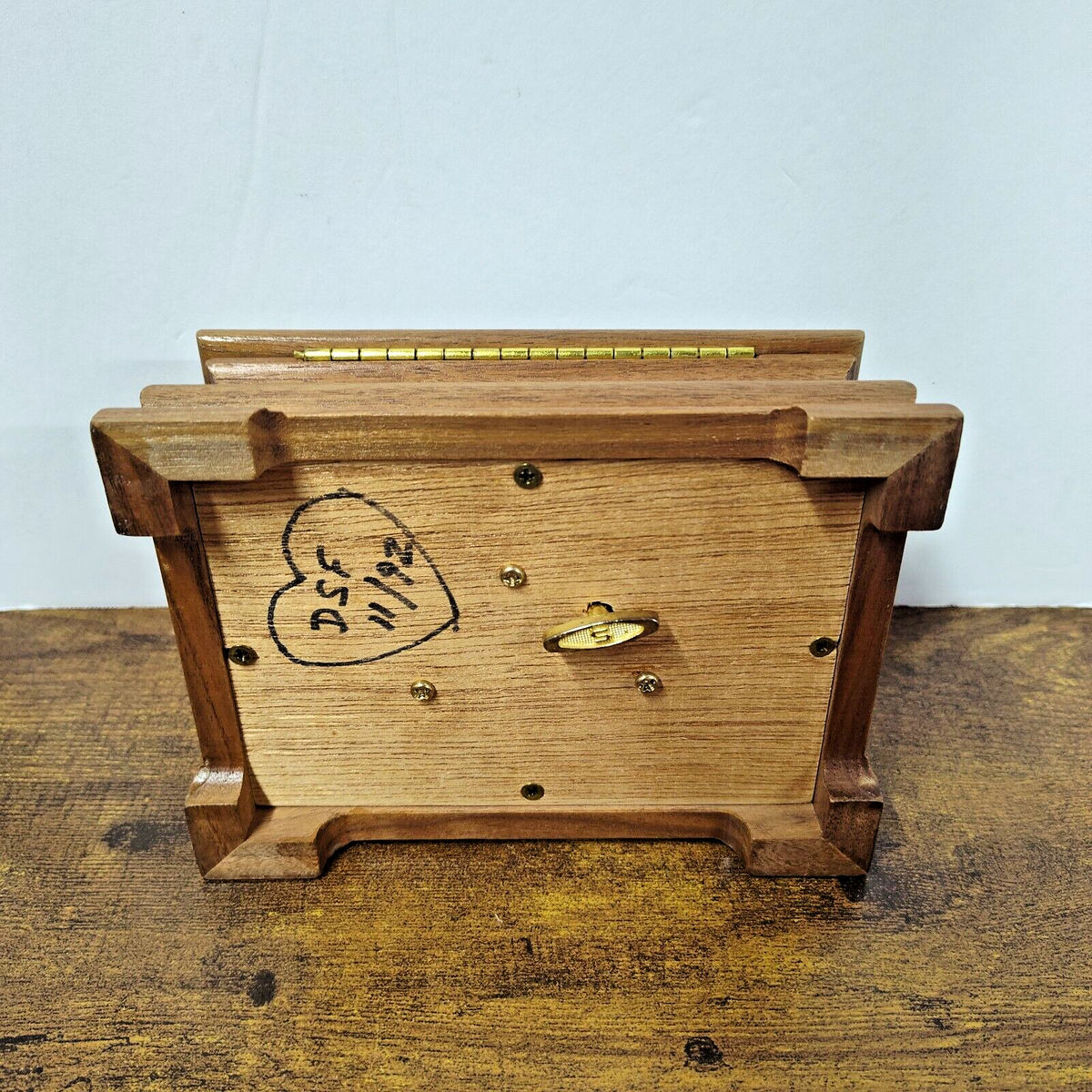 Vintage Sankyo Wood Musical Box, Made in Japan, Beautiful Decor