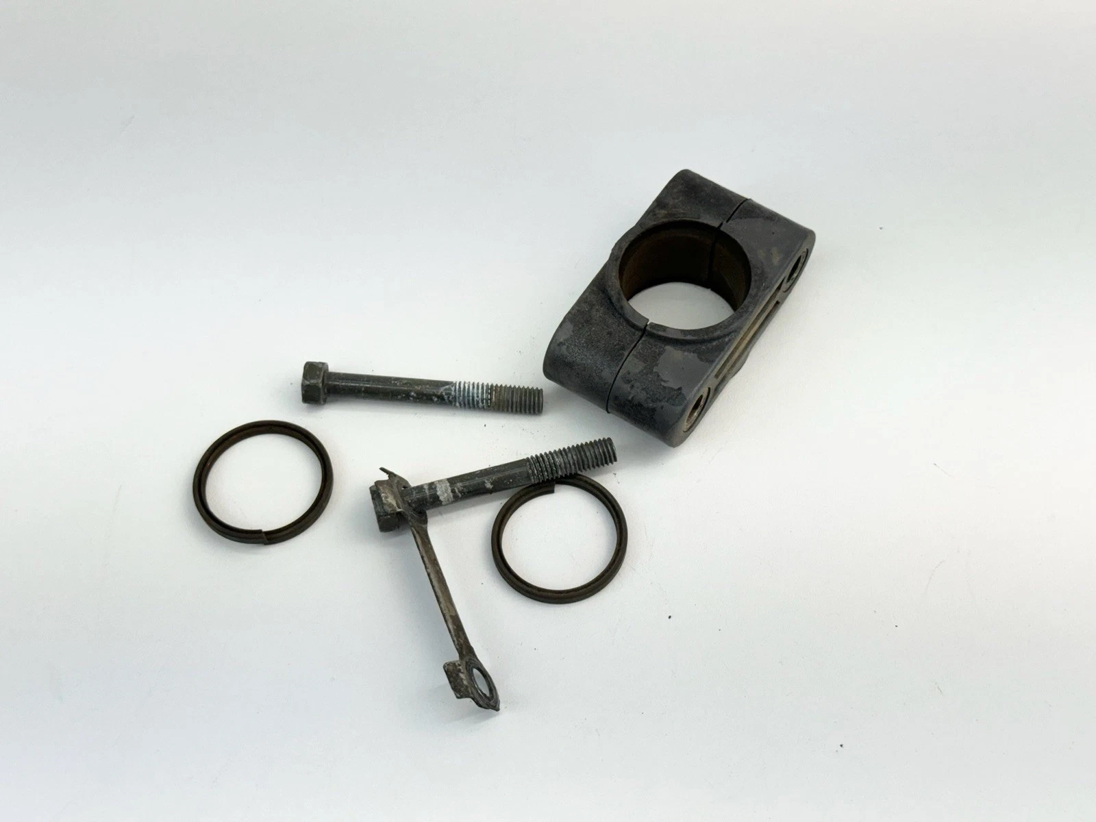 ✅ 1988 - 2006 Yamaha Blaster 200 YFS200 Front Steering Stem Bracket OEM 2001