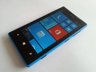 NOKIA LUMIA 720 8GB BLAU NEUW.+OVP+VIELE EXTRAS+RECHNUNG+DHL VERSAND