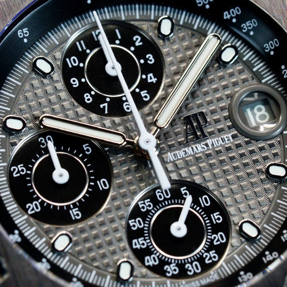 Audemars Piguet Royal Oak Offshore 26238TI.OO.2000TI.01 esfera gris titanio 42 mm Foto 2 de 4