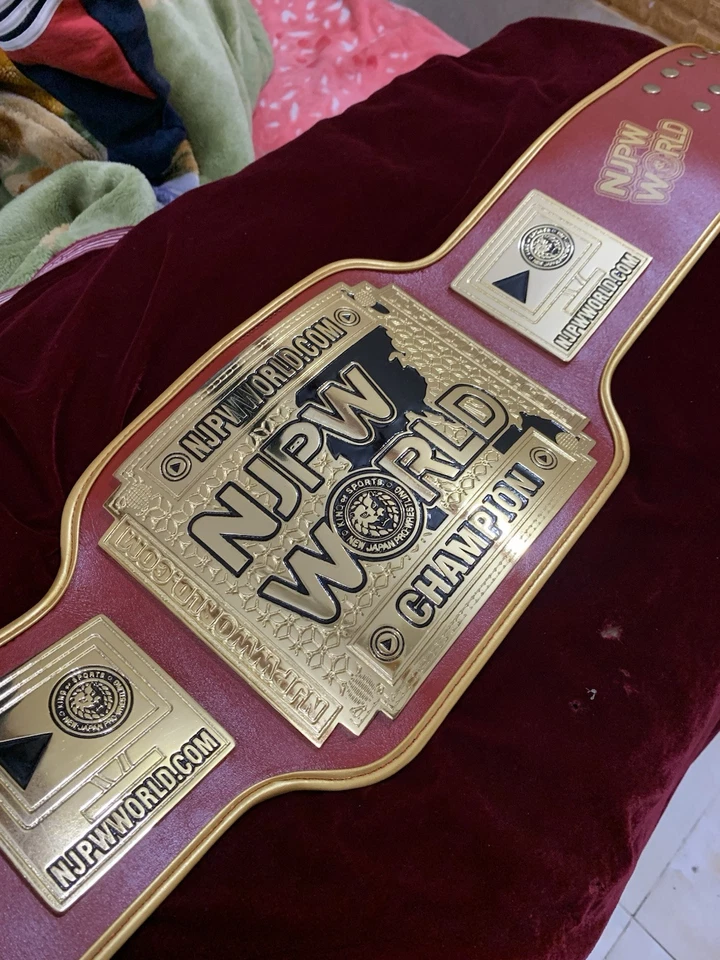 Cinturón Campeonato Mundial de Televisión NJPW, 4mm Zinc, Chapado en Oro.Correa de Cuero Real. Foto 2 de 4