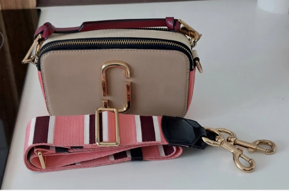 Marc Jacobs Snapshot, Foto 1 von 2