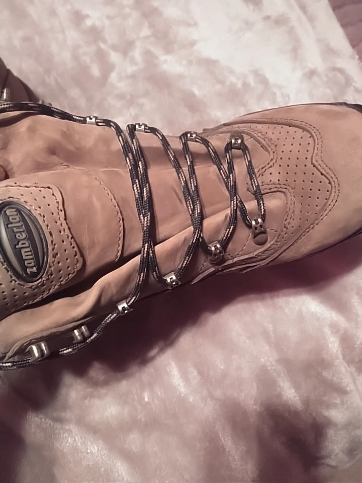 Zamberlan Men's 7 Brown Gore-tex Hiking Boots - Image 3 of 4