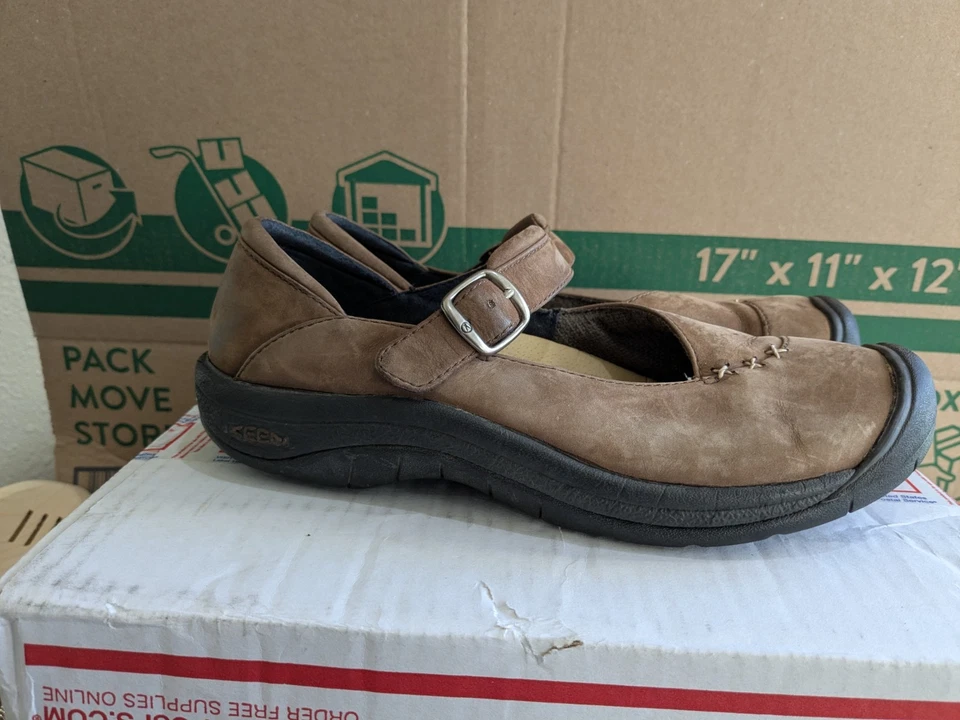 Zapato sandalia Keen Presidio para mujer talla 8 Mary Jane cuero correa al tobillo marrón Foto 2 de 4