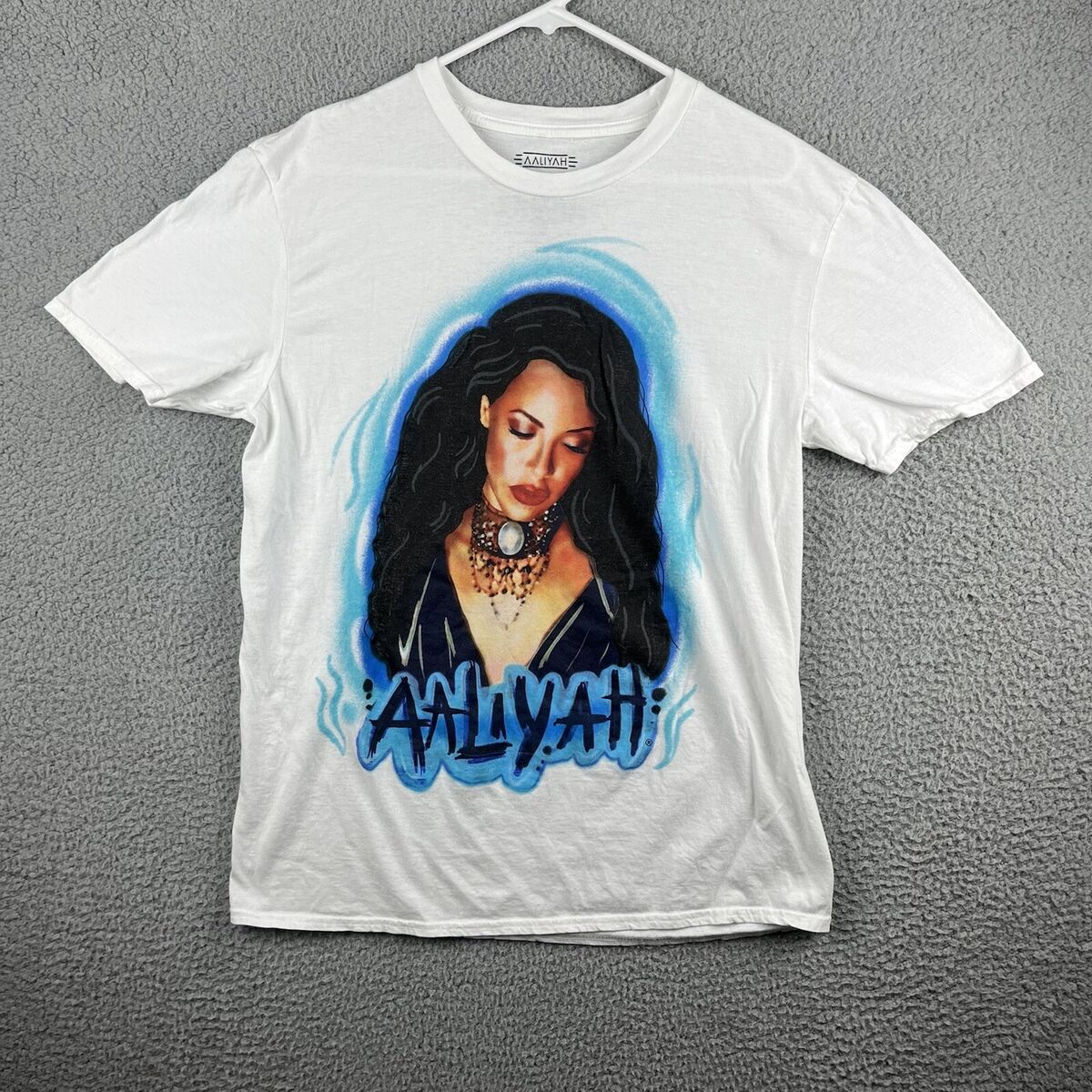 Aaliyah Shirt Mens Medium White Blue Airbrush Style Hip Hop Aaliyah Shirt Mens Medium White Blue Airbrush Style Hip Hop