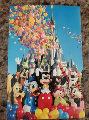NEW Putting the ''MAGIC'' in the Kingdom Disney Post Card. 4''x6'' WDW Castle Mickey