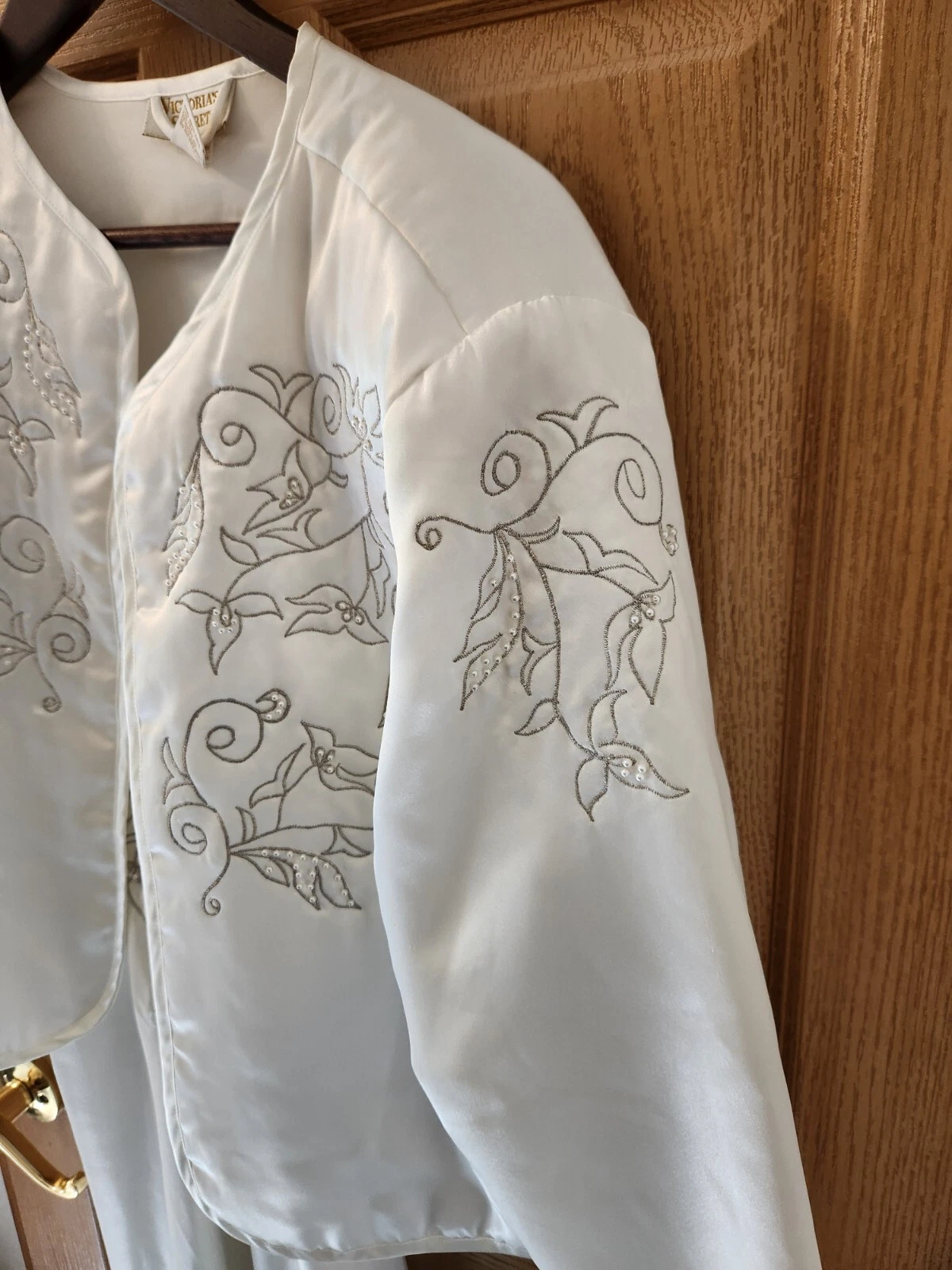 UNDERCOVER Camicia da notte vintage VICTORIA'S SECRET M etichetta oro "raso" ricamata con giacca