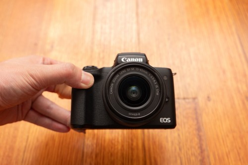 Canon EOS M50 II 24.1MP Mirrorless Camera Kit with 15-45mm lens (1000 shutter) - Picture 3 of 7