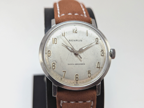 Vintage Benrus Wristwatch Swiss DR2F 17 jewels, Serviced, New crystal & Strap