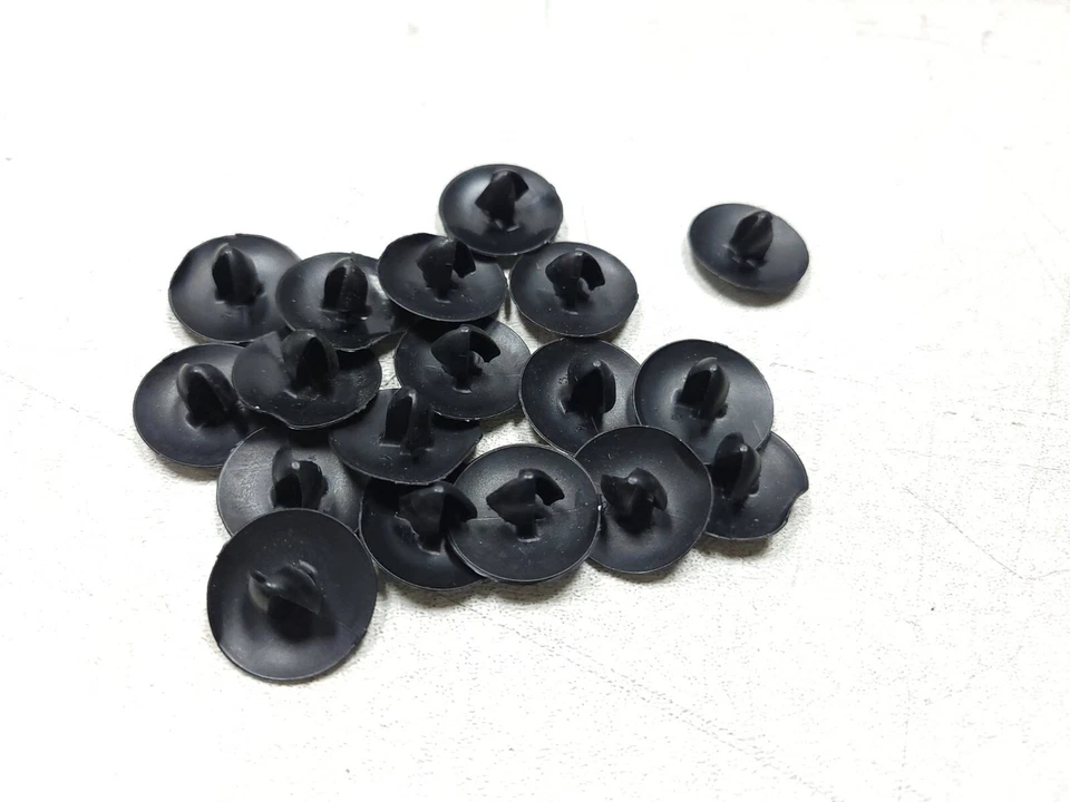 Alfombrilla de aislamiento térmico para capó BMW 330xi F30 13-18 OEM ✅ 76 k millas Foto 4 de 4