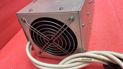 Fuente de alimentación THERMO Oriel 68800 - Imagen 7 de 7