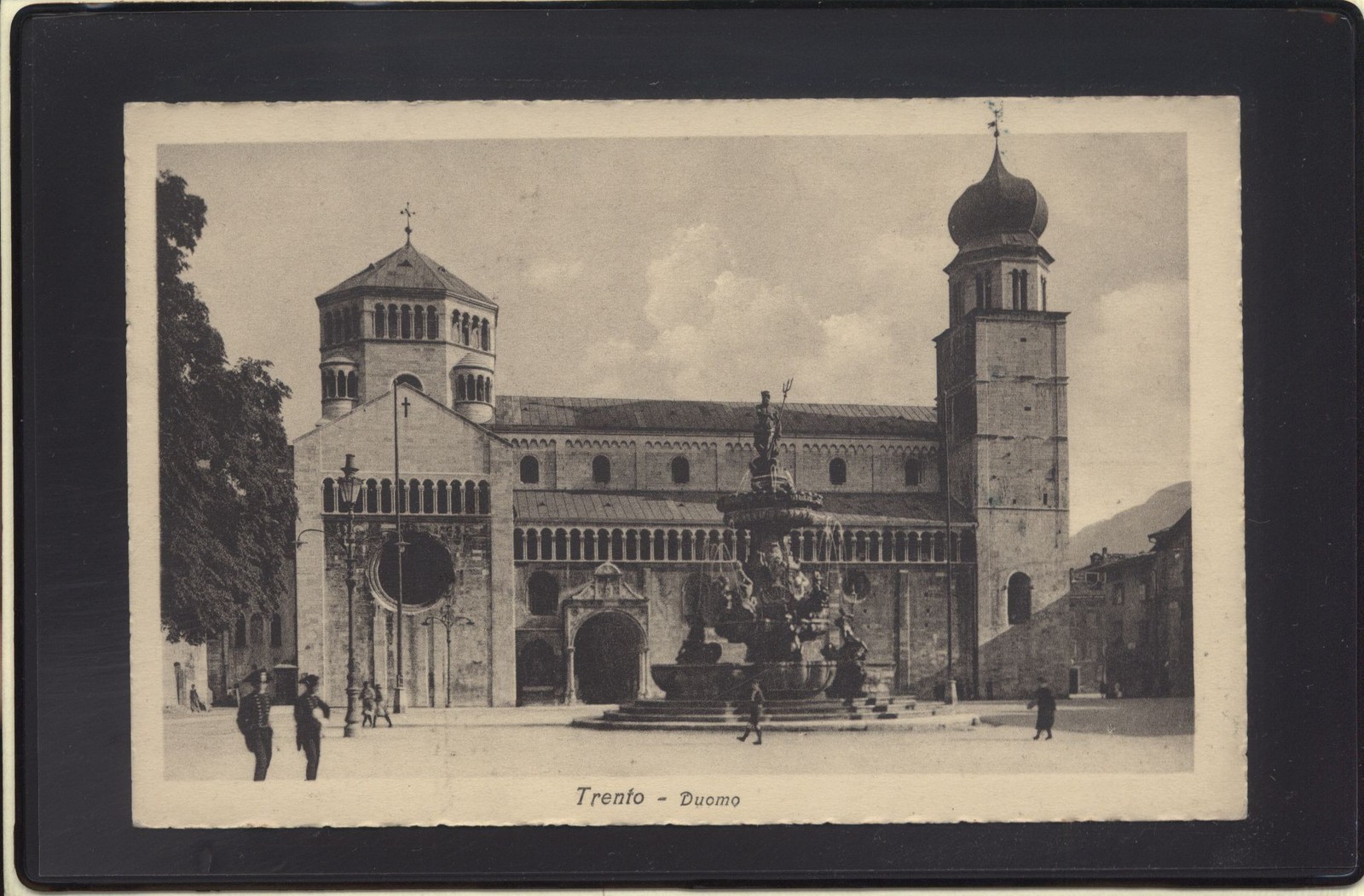 Foto 1 di 1