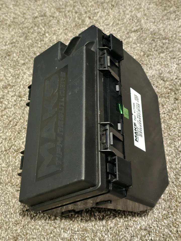 2010 Dodge Grand Caravan, Chrysler Town & Country ***TIPM*** Peça #4692305 - Imagem 2 de 4