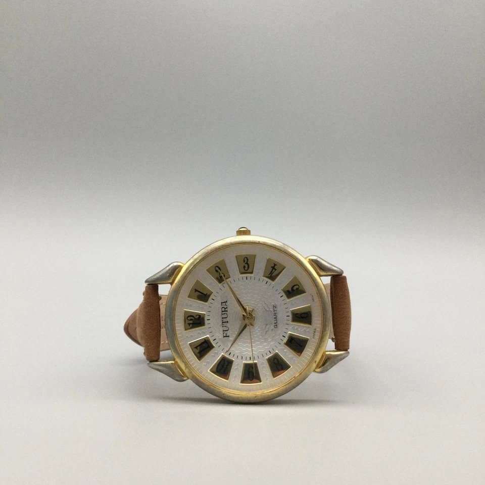 Reloj Futura Vintage Tono Dorado 39mm Cristal Facetado Cuero Batería Nueva Foto 4 de 4