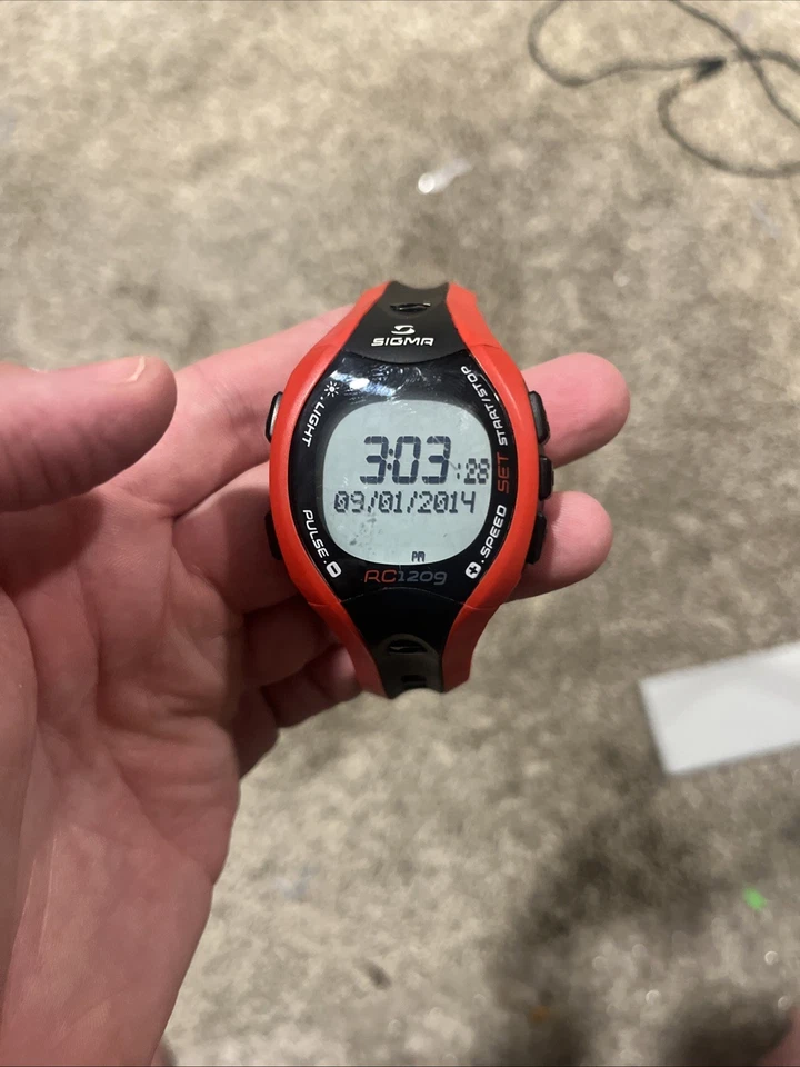 Red Sigma RC1209 Reloj Fitness Computadora - Batería Nueva Foto 2 de 3