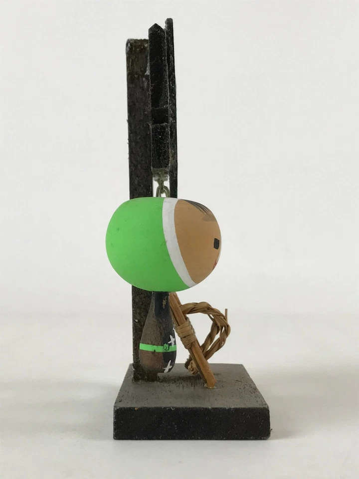 Muñecas Kokeshi japonesas de madera colgantes oscilantes de colección arte popular decoración verde KF672 Foto 3 de 4