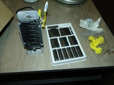 Control4 C4-APD120-MB Adaptive Phase Dimmer W/ BUTTONS