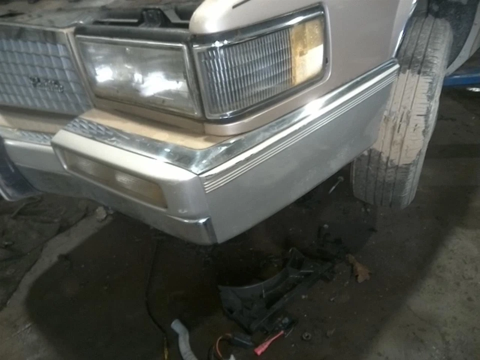 Parachoques delantero compatible con 89-90 DEVILLE 119087 Foto 2 de 4