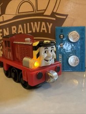 TALKING SALTY  THOMAS FRIENDS TRAIN TAKE Along n play Diecast PHRASES 2011