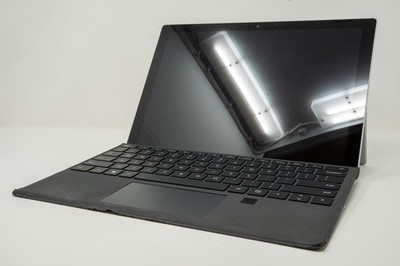 Microsoft Surface Pro 12.3'' Touch i5-7300U 4GB 128GB SSD 1796 Windows 10 Grade C