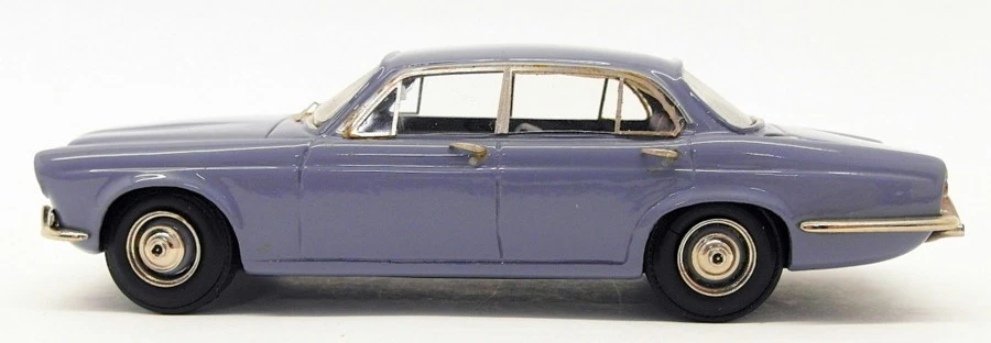SMTS Escala 1/43 Kit Construido Modelo Coche CL31 - Jaguar XJ6 Serie 1 - Lavanda Foto 4 de 4