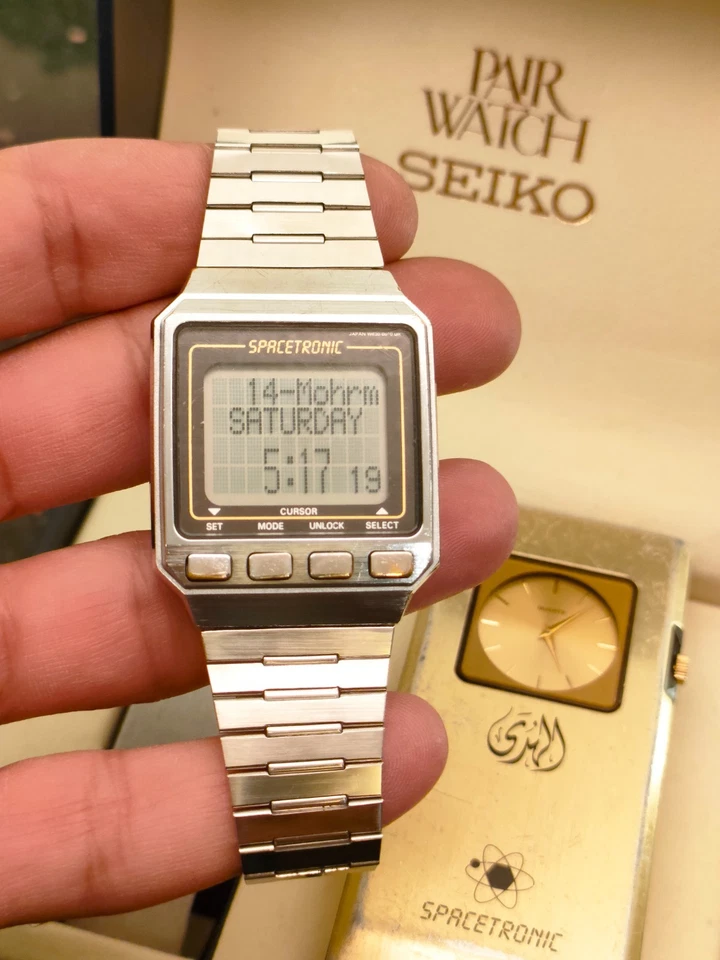RARO RELOJ ISLÁMICO DIGITAL SEIKO SPACETRONIC 1984 plateado W030-0010 Foto 4 de 4