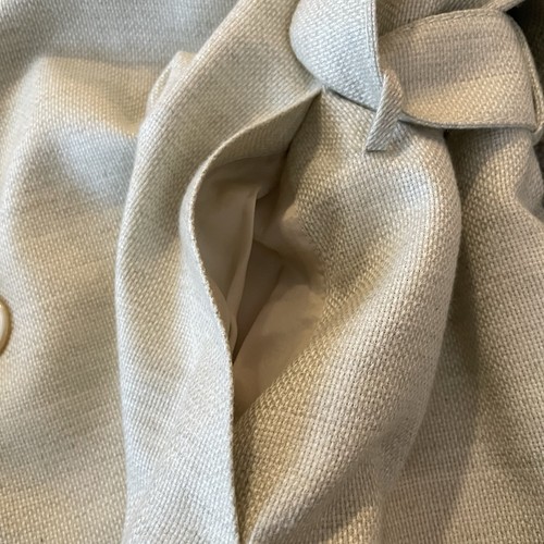 AKRIS Blazer Jacke mit Gürtel Gr. 14 beige Kaschmir/Seide Knopfleiste Taillentaschen - Bild 6 von 11